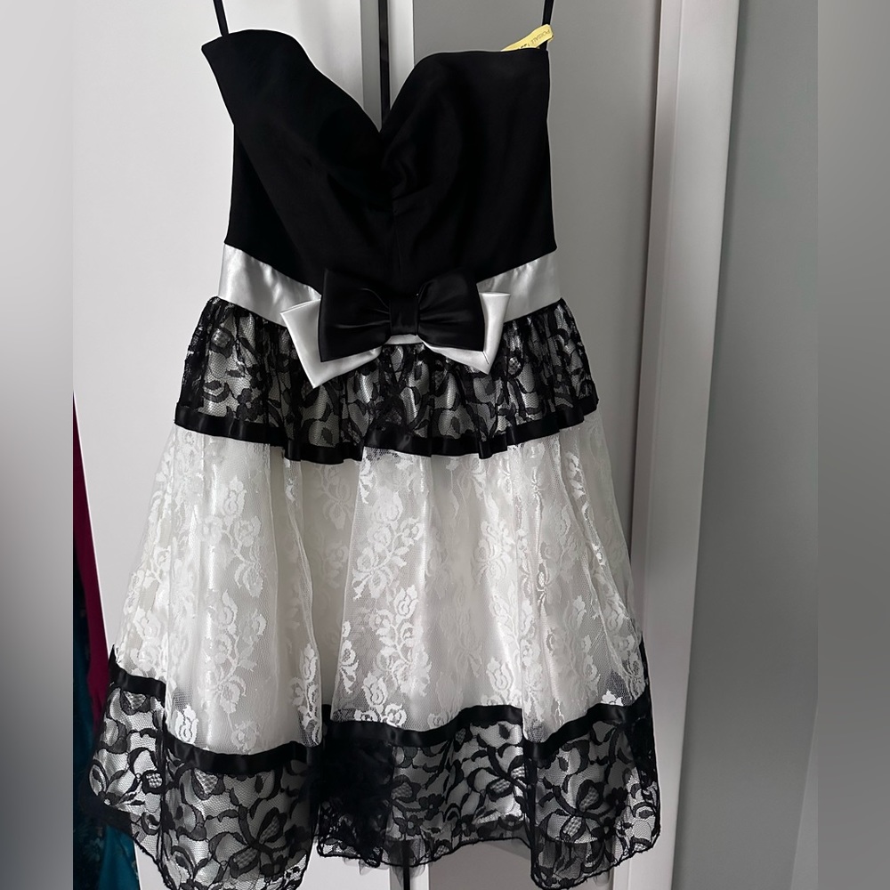 Jessica McClintock Black & White Dress